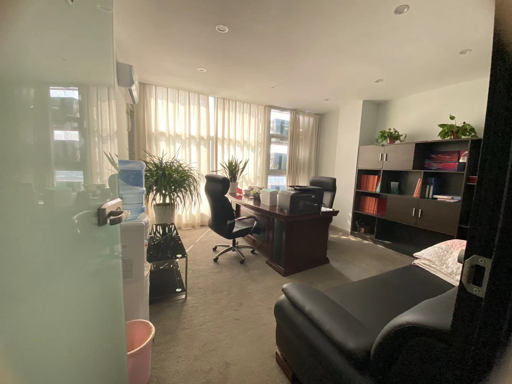 太古城   338.0㎡      13000.0元/月室内图