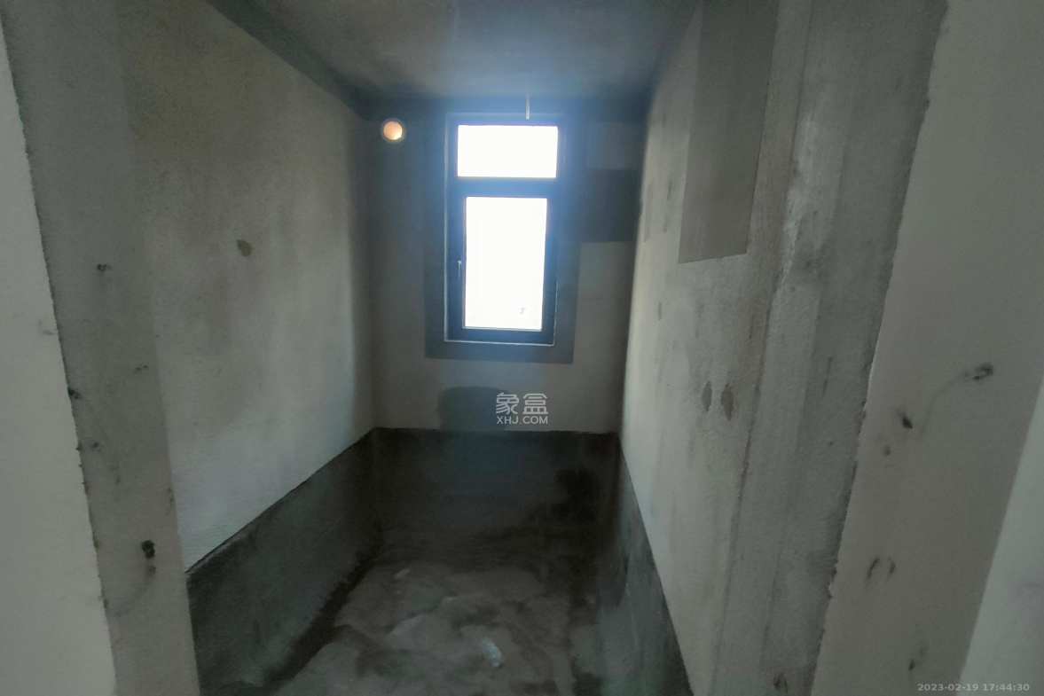 建投象山国际  4室2厅2卫    1800.0元/月室内图