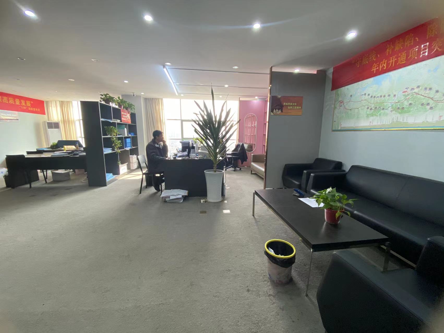 太古城   338.0㎡      13000.0元/月室内图