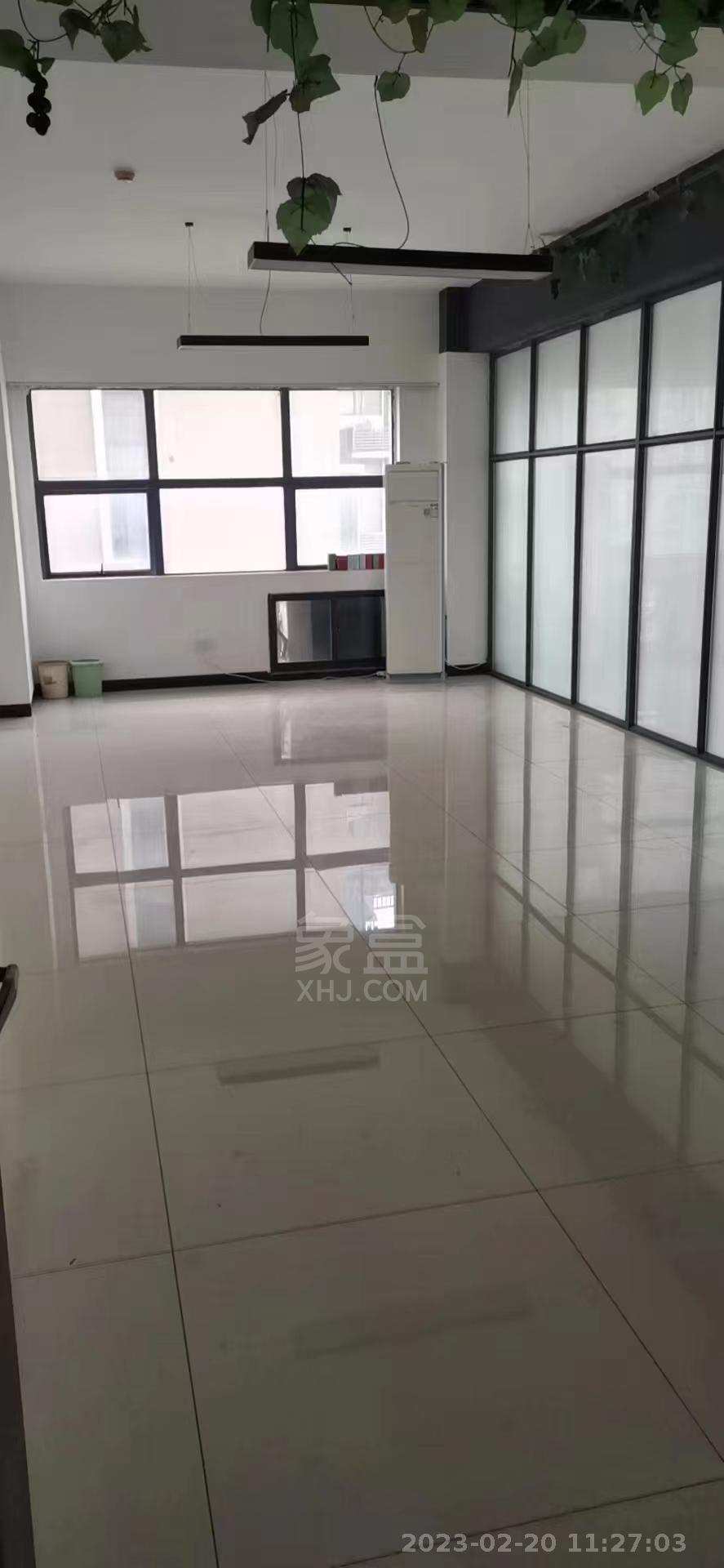 华晨御园  2室1厅1卫   3400.00元/月室内图