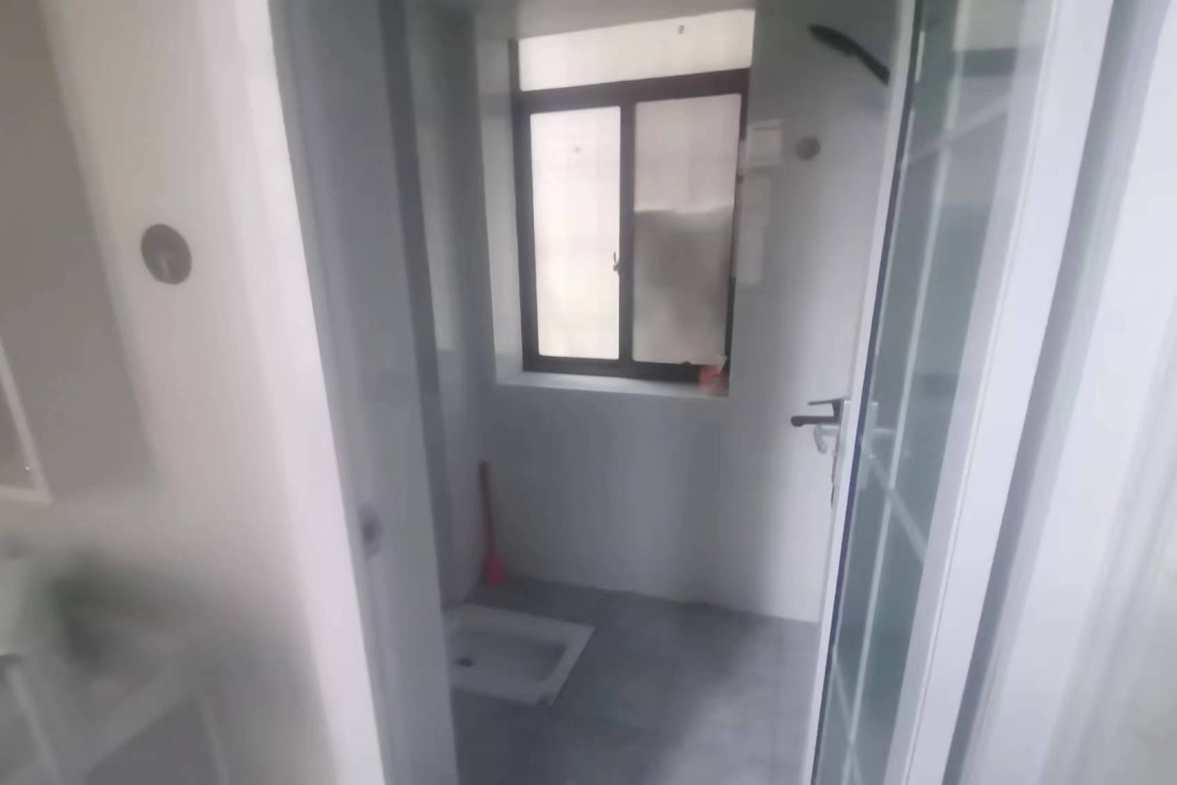 小桃小区  3室2厅1卫   1500.00元/月室内图