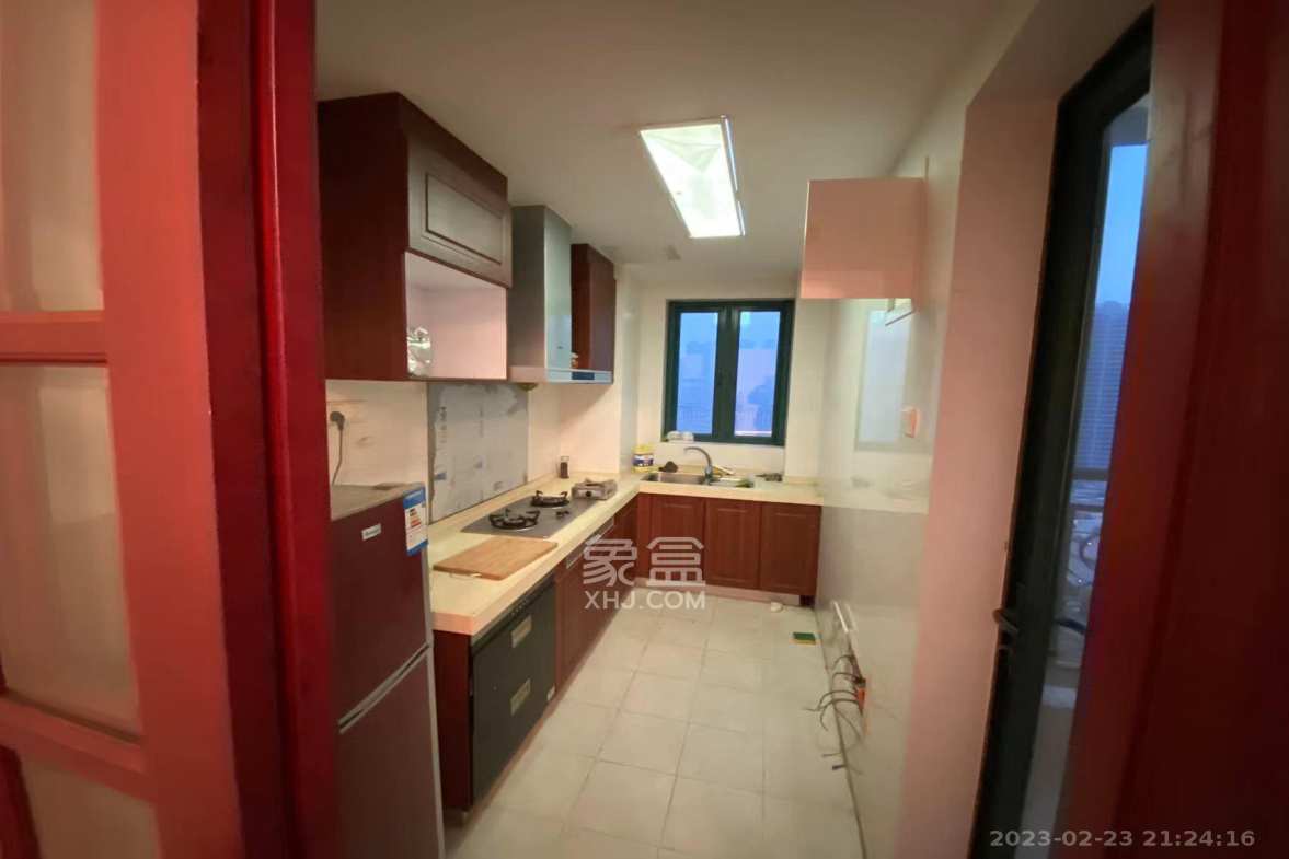 恒大绿洲 3室2厅2卫 3500.00元/月 恒大绿洲 3室2厅2卫 3500.00元/月室内图