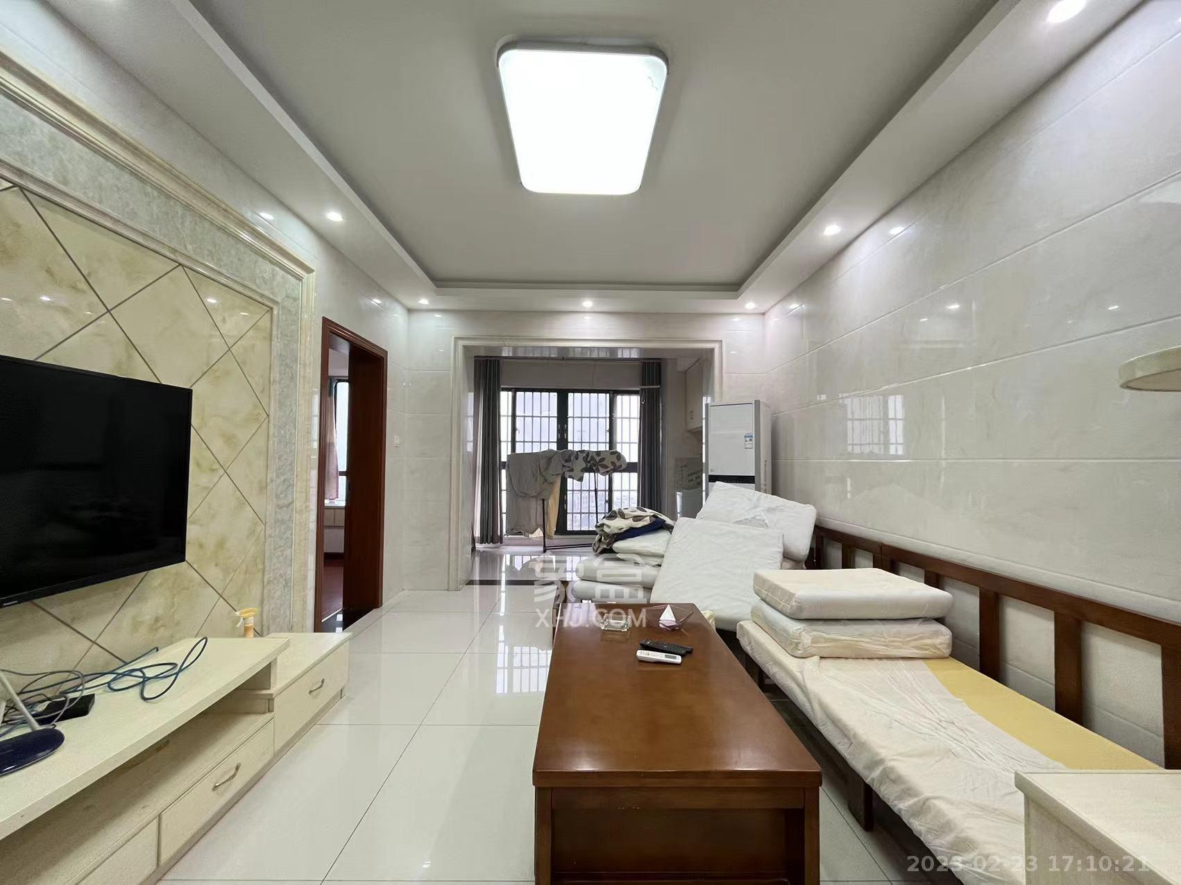 德惠雅苑(众星湘港公馆) 3室2厅1卫 2100.0元/月