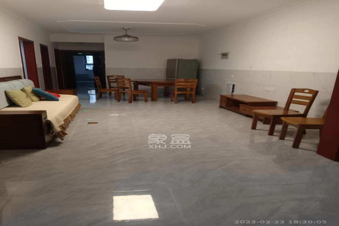 明发阅江悦府  3室2厅1卫    2000.0元/月室内图