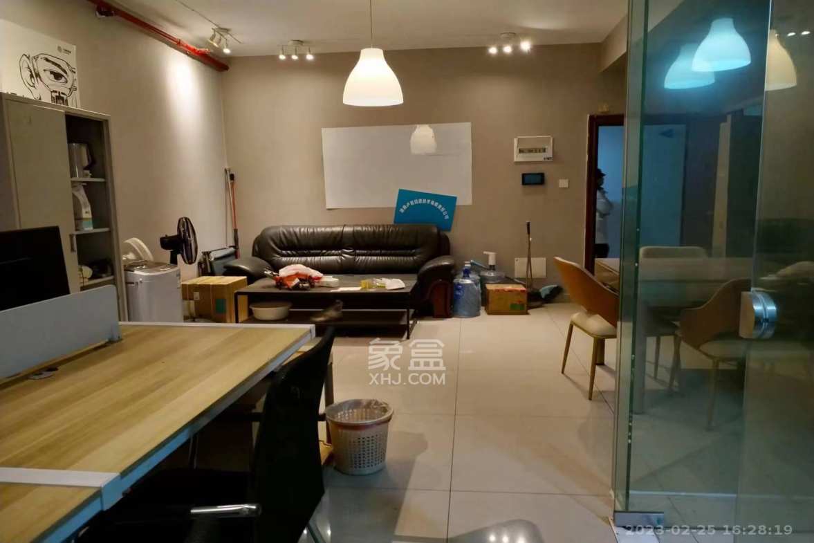 万博汇  1室1厅1卫    2200.0元/月室内图