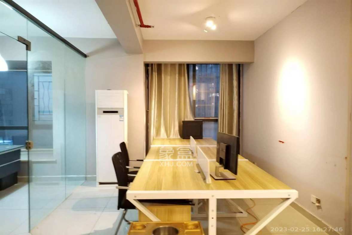 万博汇  1室1厅1卫    2200.0元/月室内图