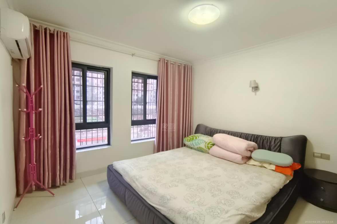 新塘家园安置小区 2室2厅1卫 1600.00元/月 新塘家园安置小区 2室2厅1卫 1600.00元/月室内图