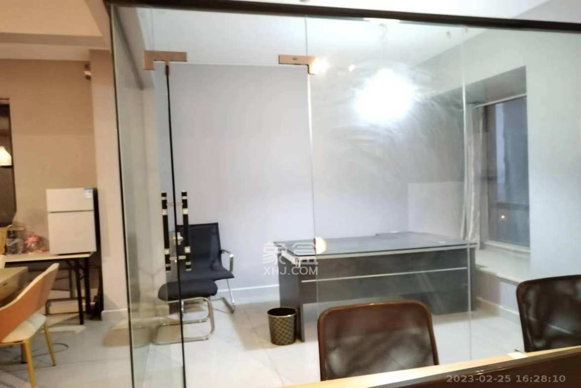 万博汇  1室1厅1卫    2200.0元/月室内图