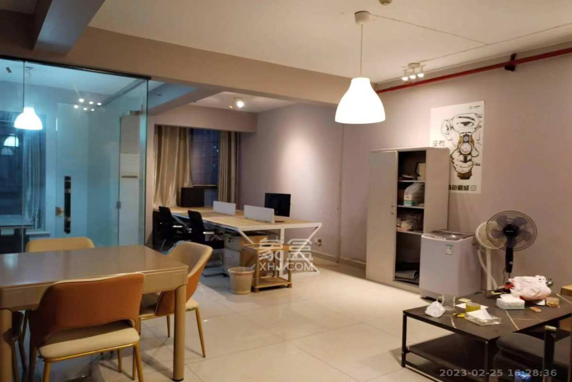 万博汇  1室1厅1卫    2200.0元/月室内图