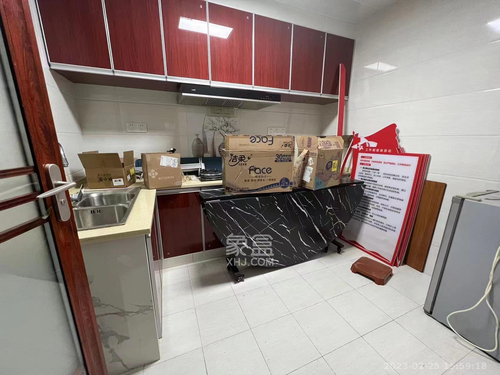 华泰尚都（律政服务大楼）   400.0㎡      32000.0元/月室内图