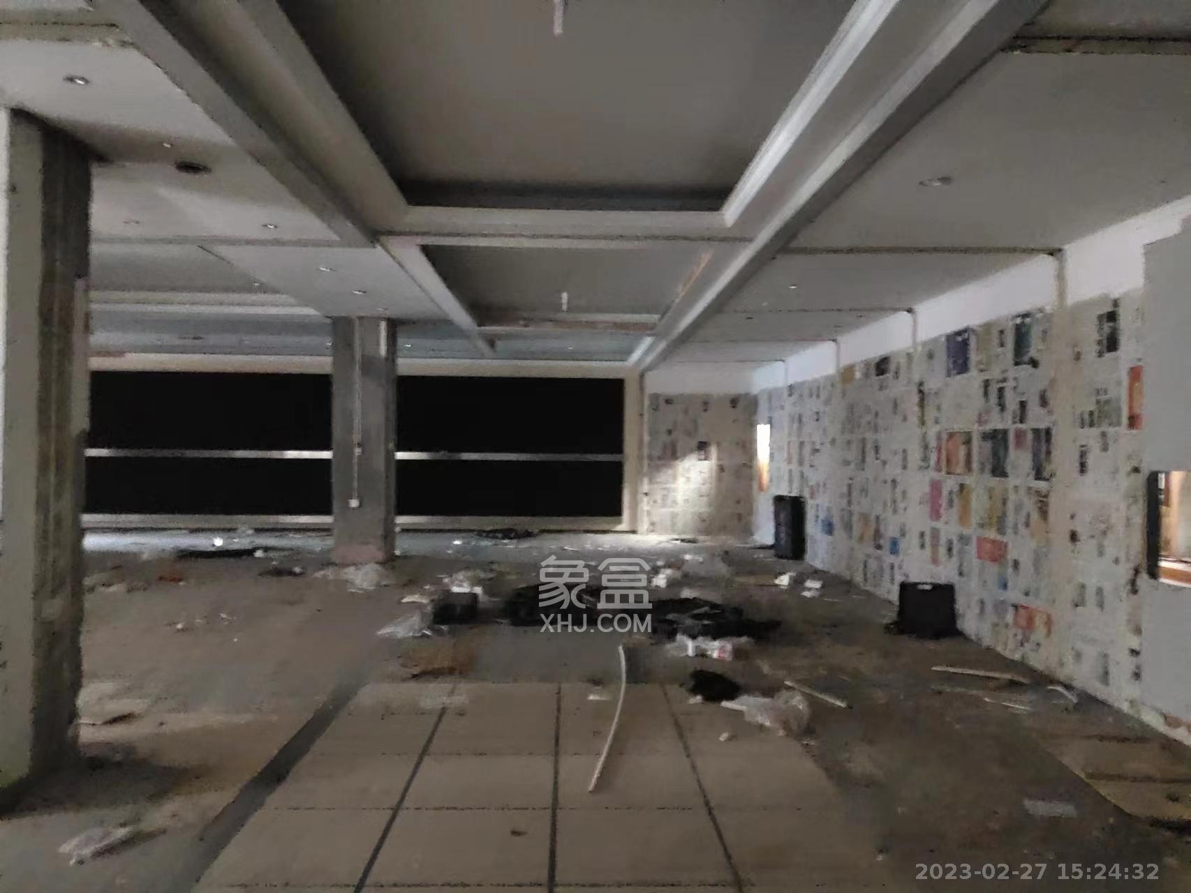 红旗商贸城   358.3㎡      13700.0元/月室内图