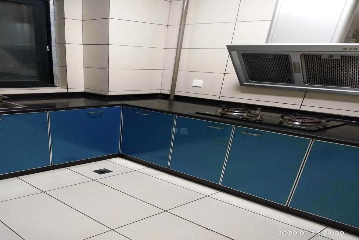 嘉盛华府 3室2厅1卫 1500.00元/月 嘉盛华府 3室2厅1卫 1500.00元/月室内图