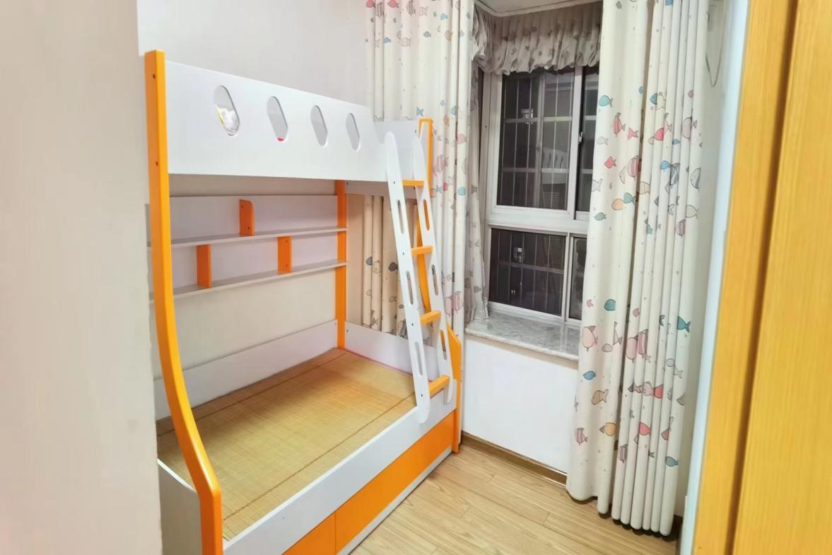 西街印象  2室2厅2卫    1300.0元/月室内图