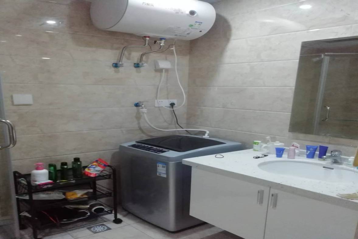 华晨御园  1室1厅1卫   1500.00元/月户型图
