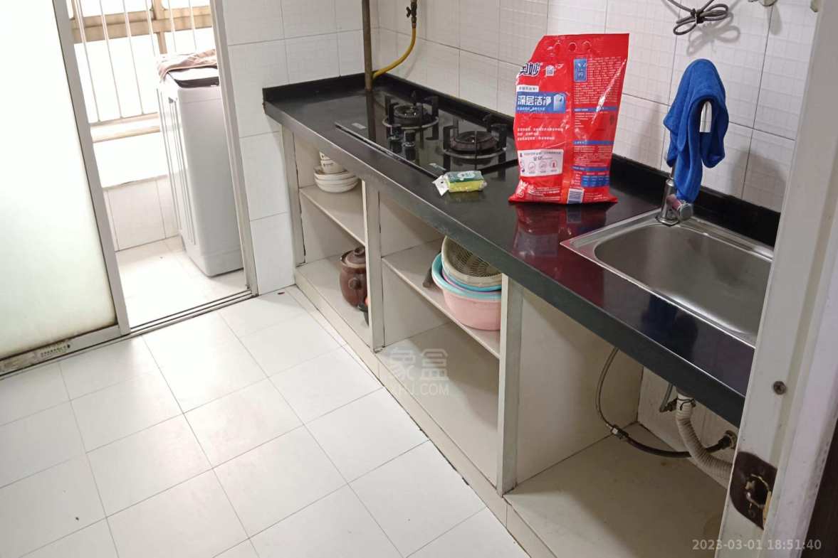 现代城  1室1厅1卫   1000.00元/月室内图