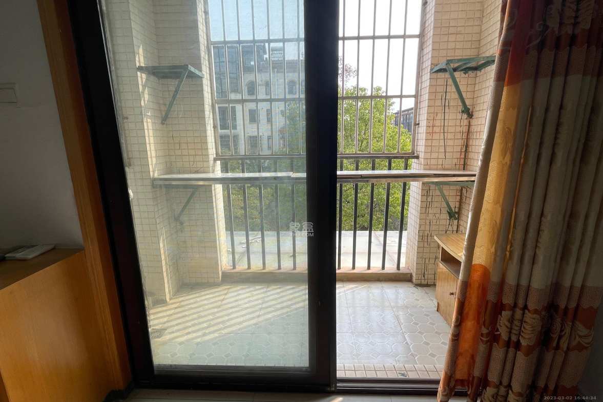 鹏基诺亚山林  1室1厅1卫    1300.0元/月室内图
