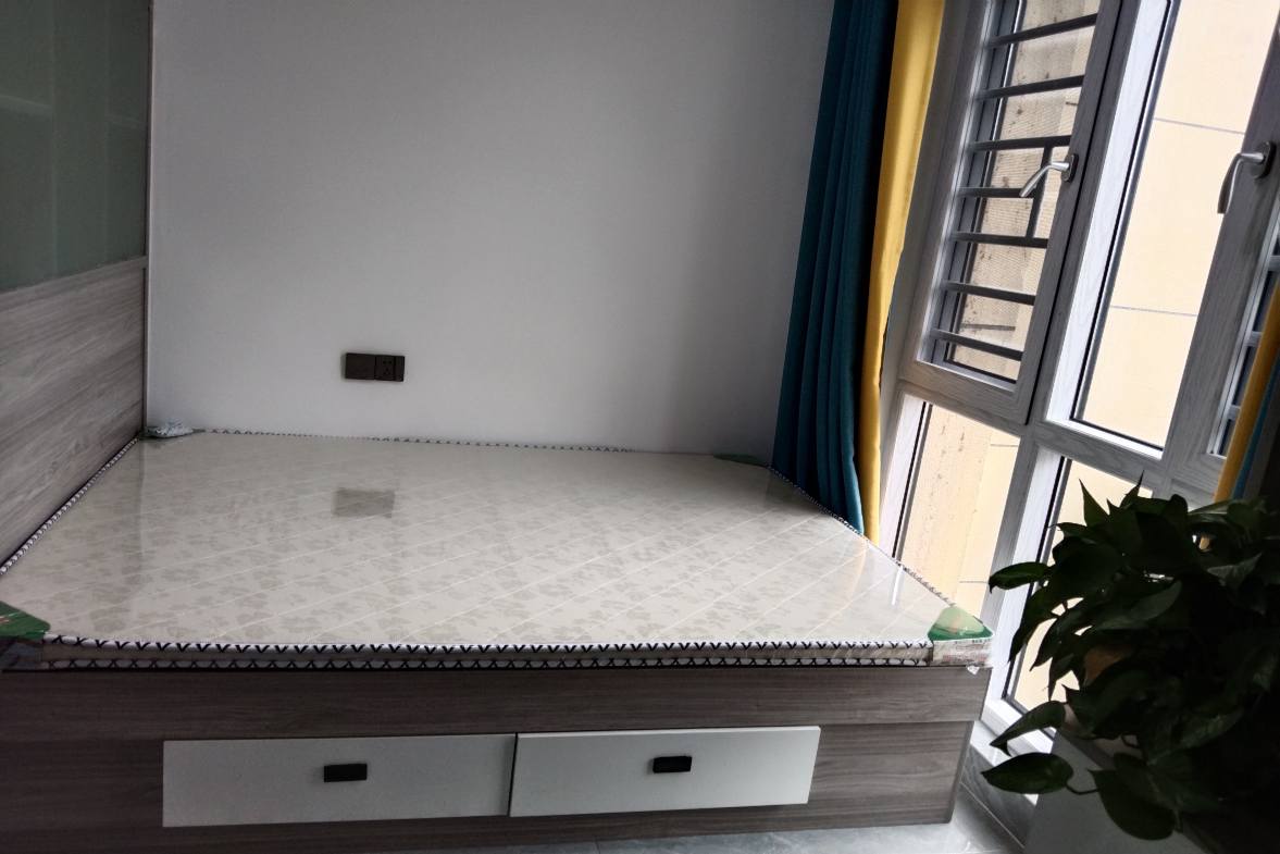 百弘学府城  1室1厅1卫   1100.00元/月室内图