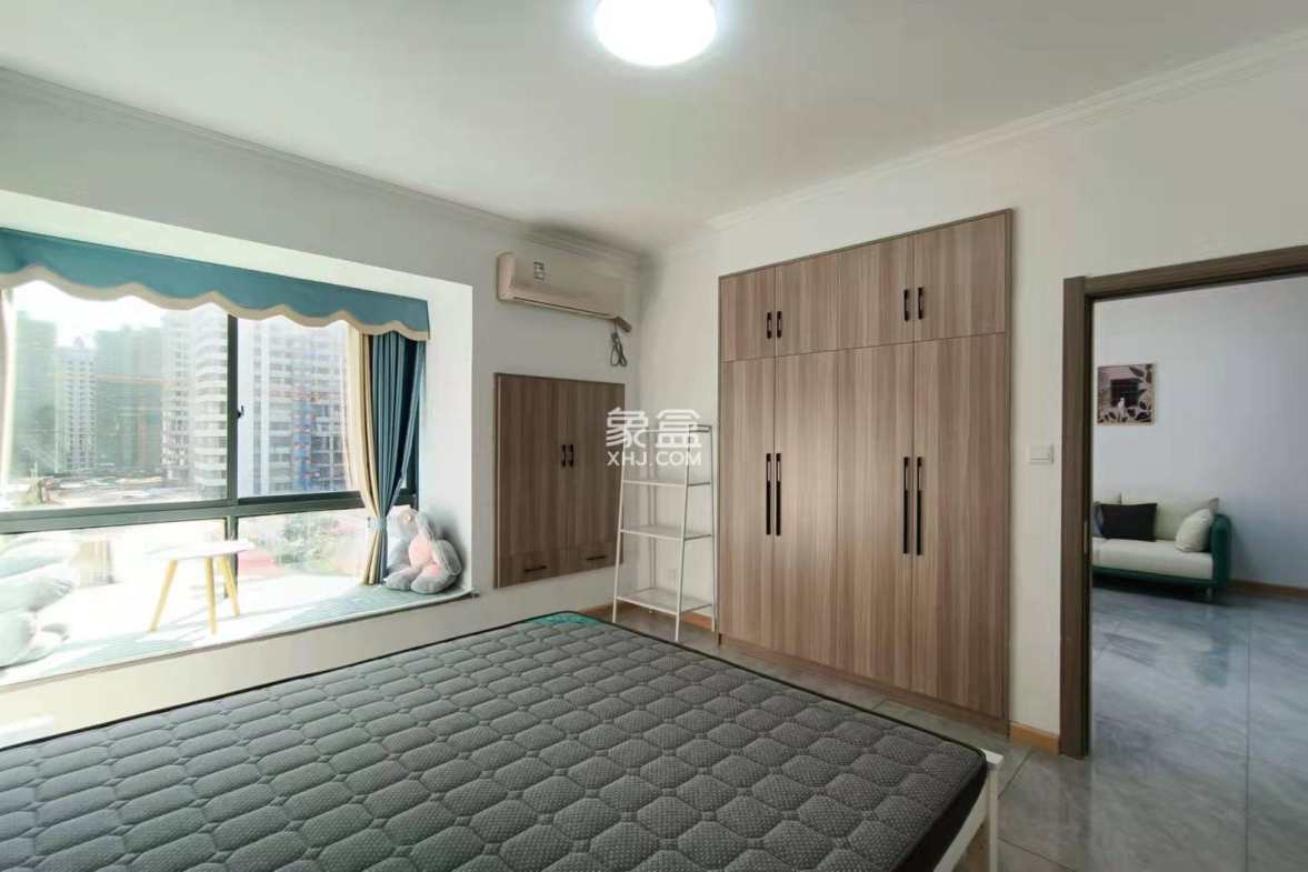 金凤公寓  1室1厅1卫    1650.0元/月 金凤公寓  1室1厅1卫    1650.0元/月室内图