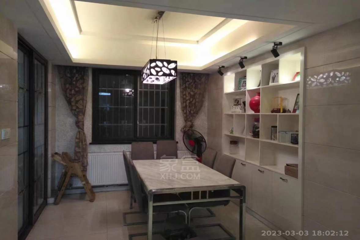 莱茵小镇 3室2厅1卫 1800.0元/月 莱茵小镇 3室2厅1卫 1800.0元/月室内图