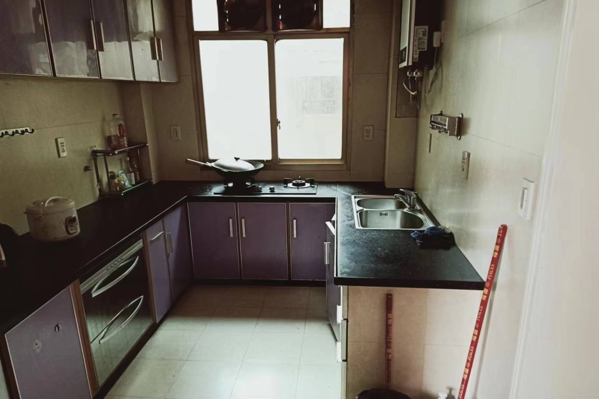 名牌大厦  0室0厅0卫   2600.00元/月室内图