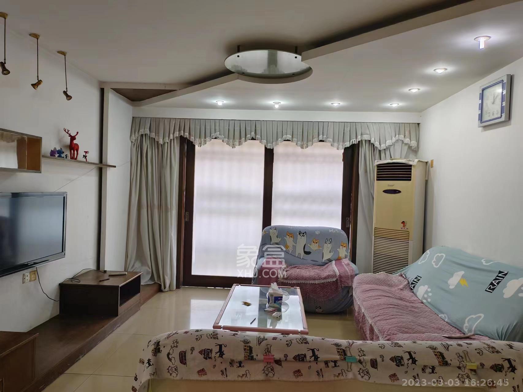 广厦新苑 3室2厅2卫 2500.0元/月