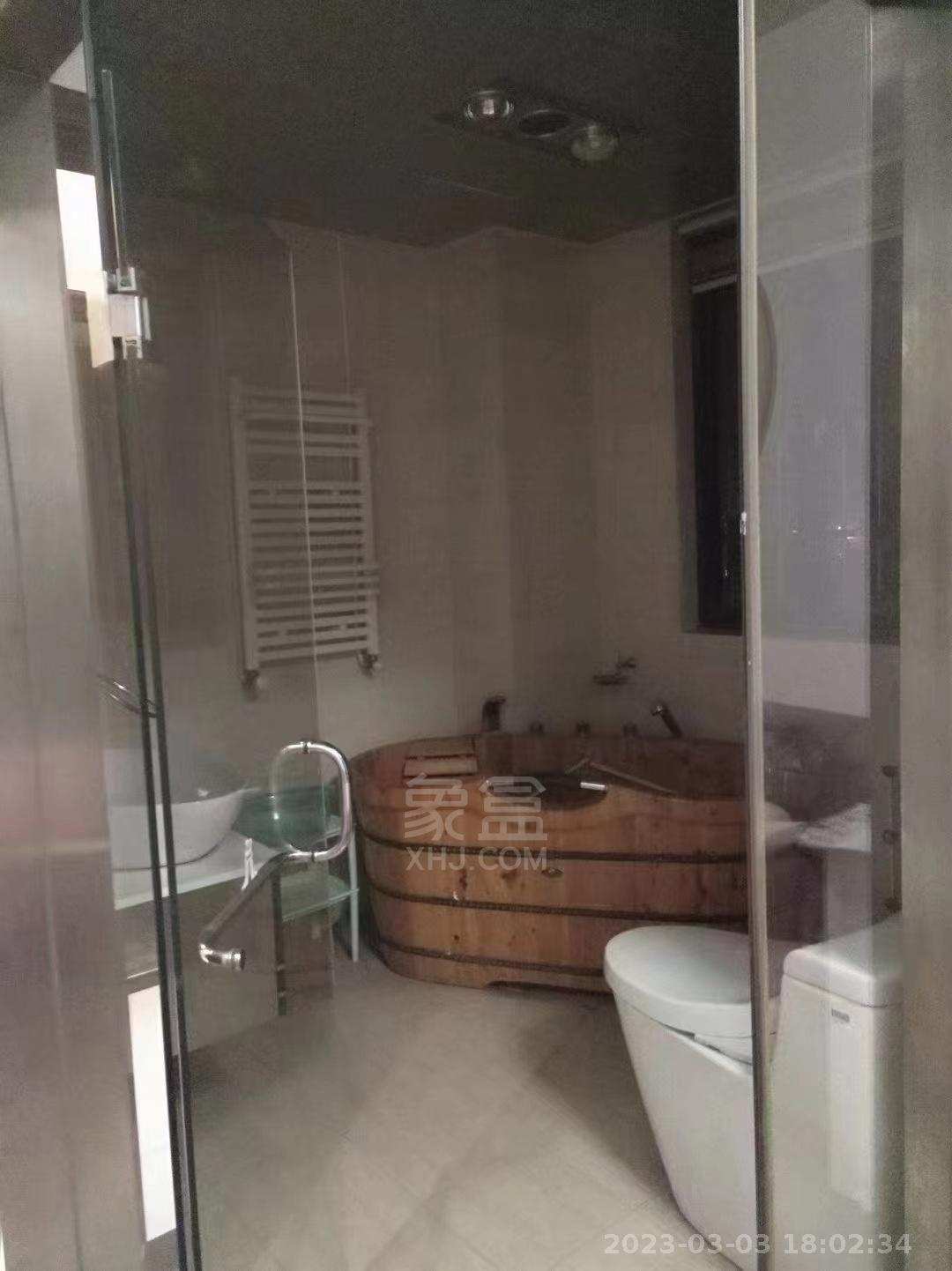 莱茵小镇 3室2厅1卫 1800.0元/月 莱茵小镇 3室2厅1卫 1800.0元/月室内图