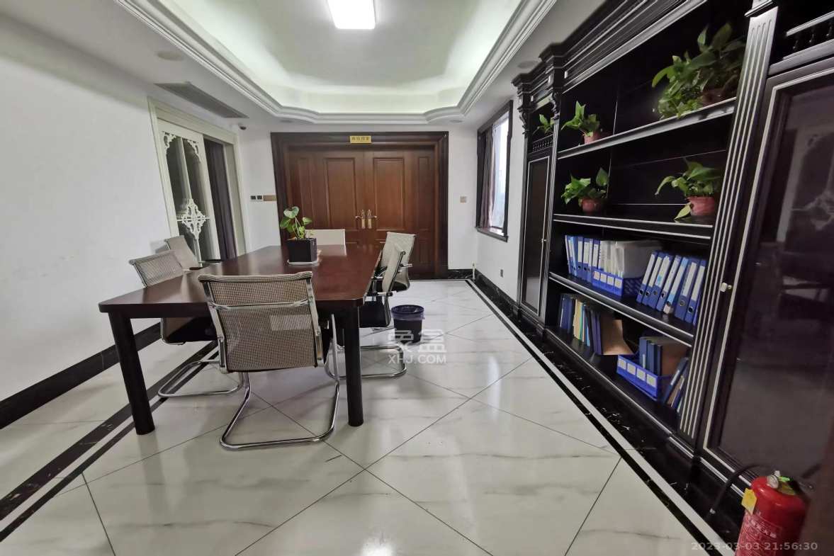 长房中庭国际（东郡华蓉广场）  0室0厅0卫   15000.00元/月室内图