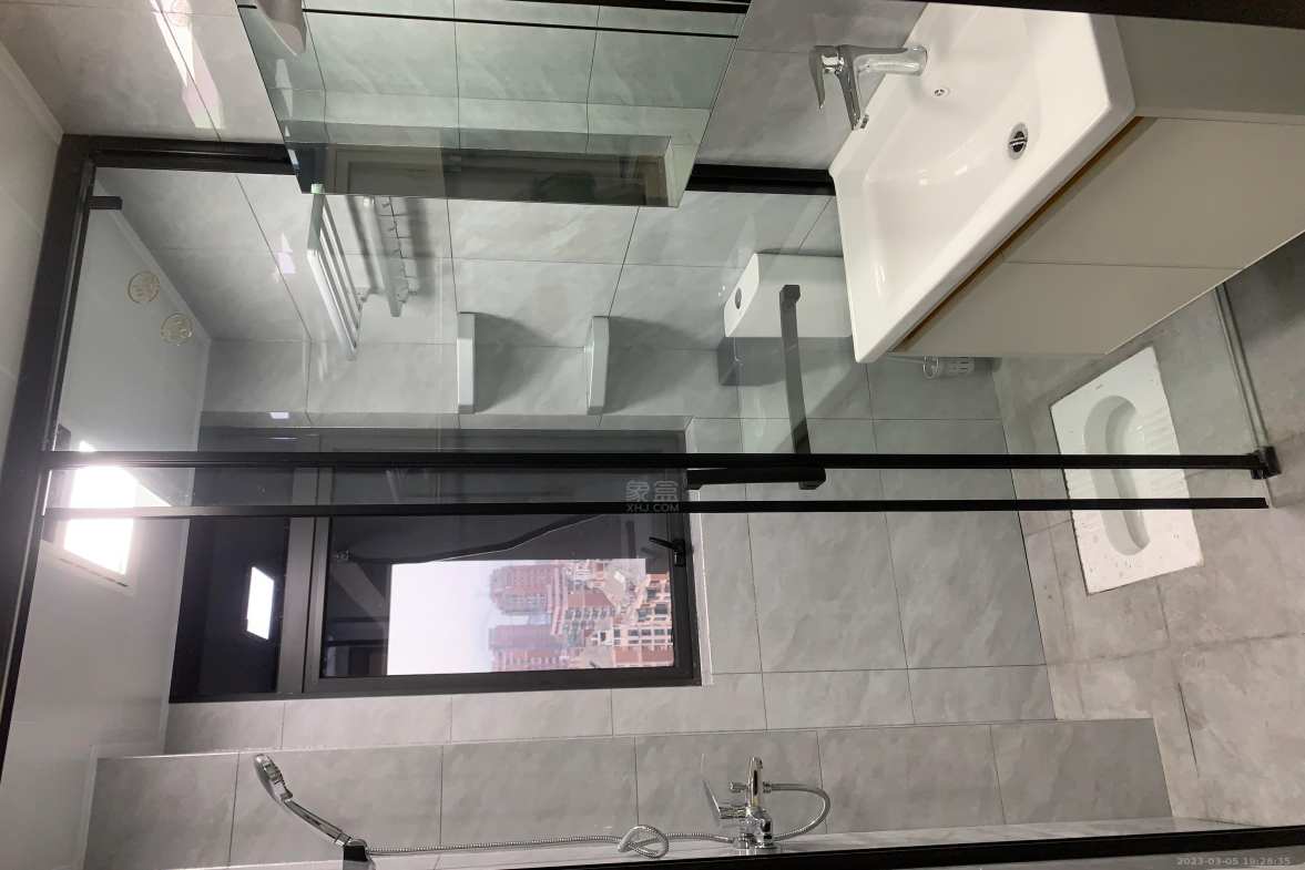 朗廷览江  1室1厅1卫    1900.0元/月 朗廷览江  1室1厅1卫    1900.0元/月室内图