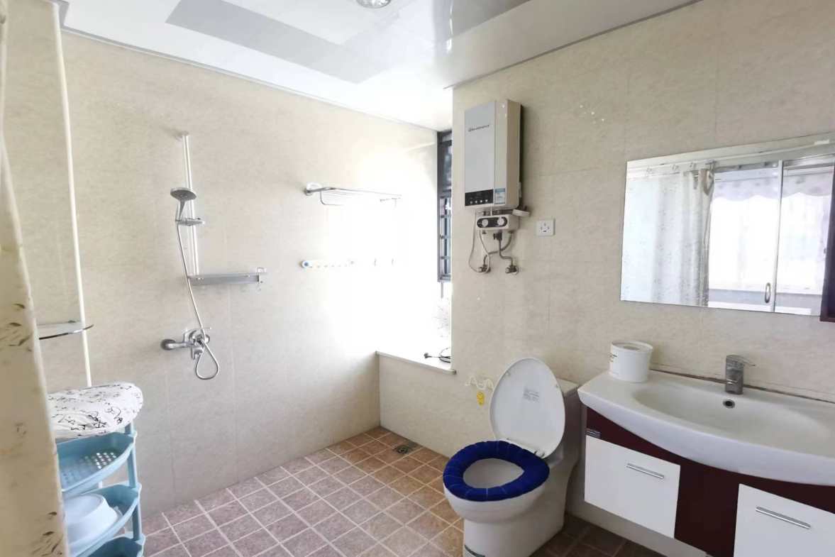 中核缇香名苑  3室2厅2卫   2500.00元/月室内图
