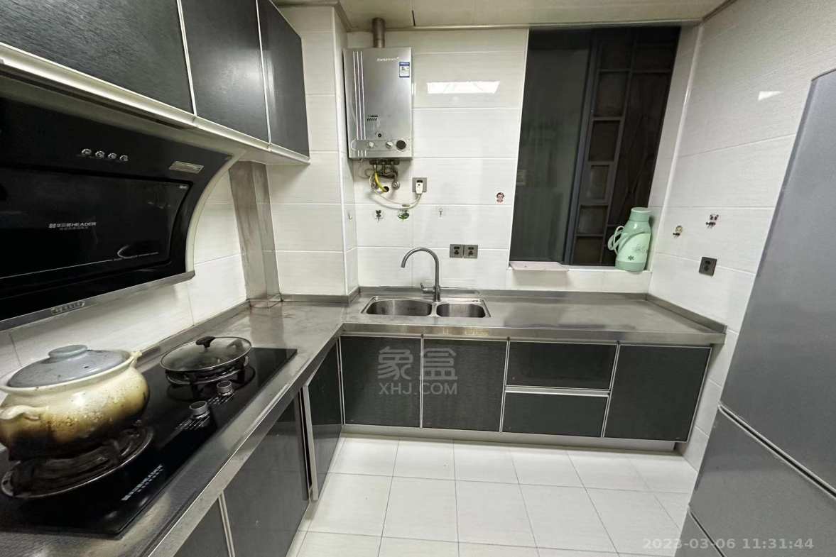 泰山公馆  0室0厅0卫    1800.0元/月室内图1