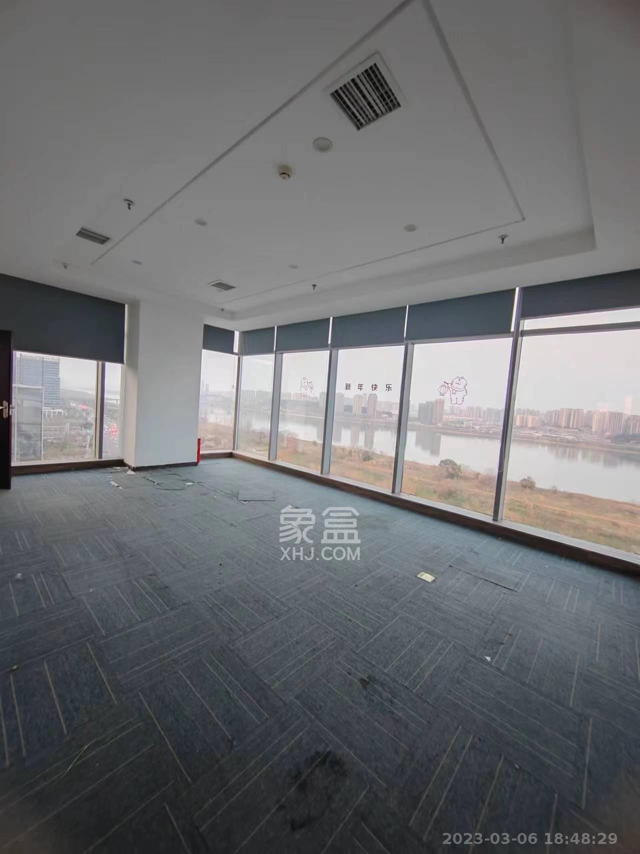 中盈广场   247.0㎡     15500.00元/月室内图