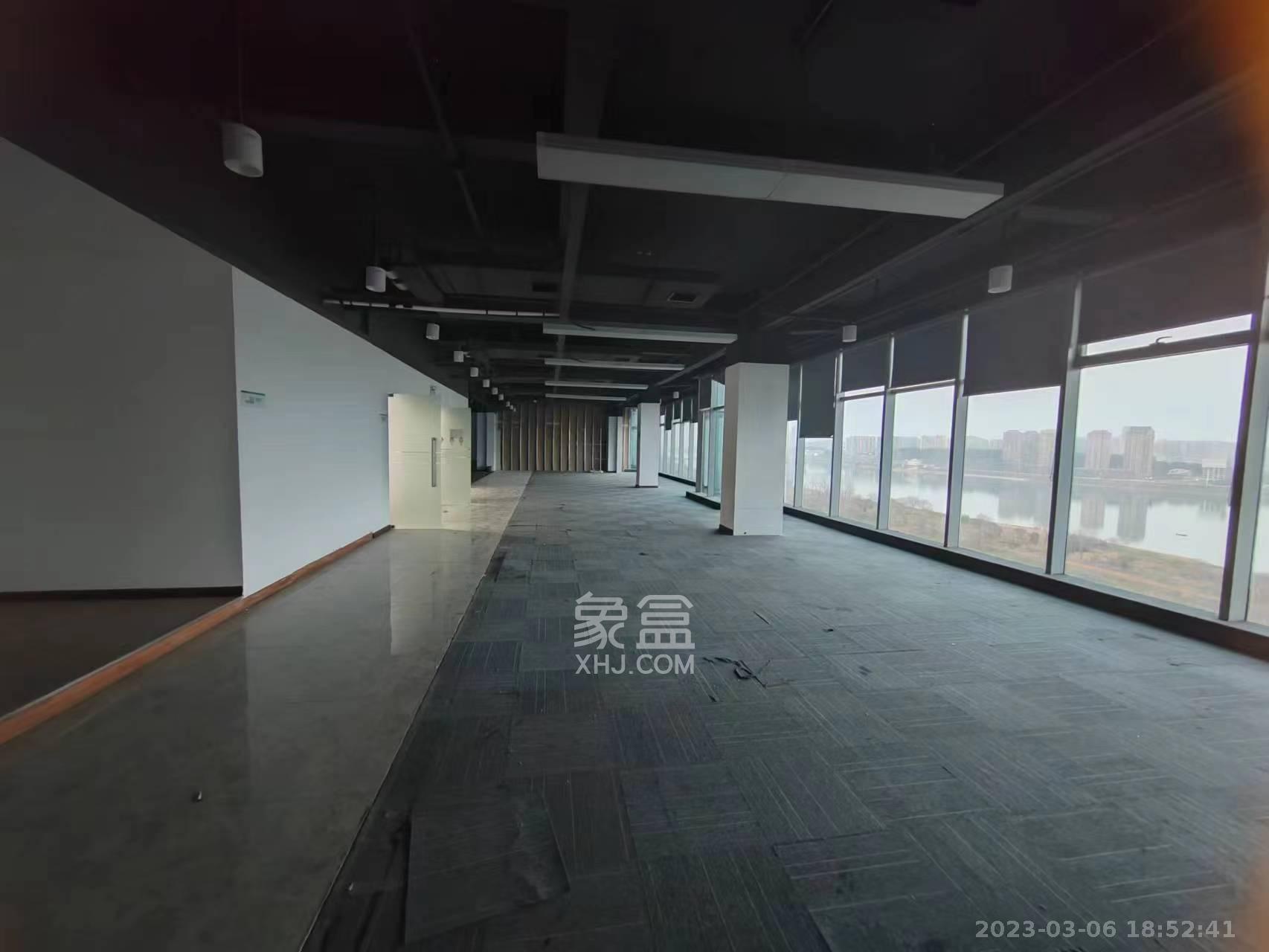 中盈广场   168.0㎡     11100.00元/月