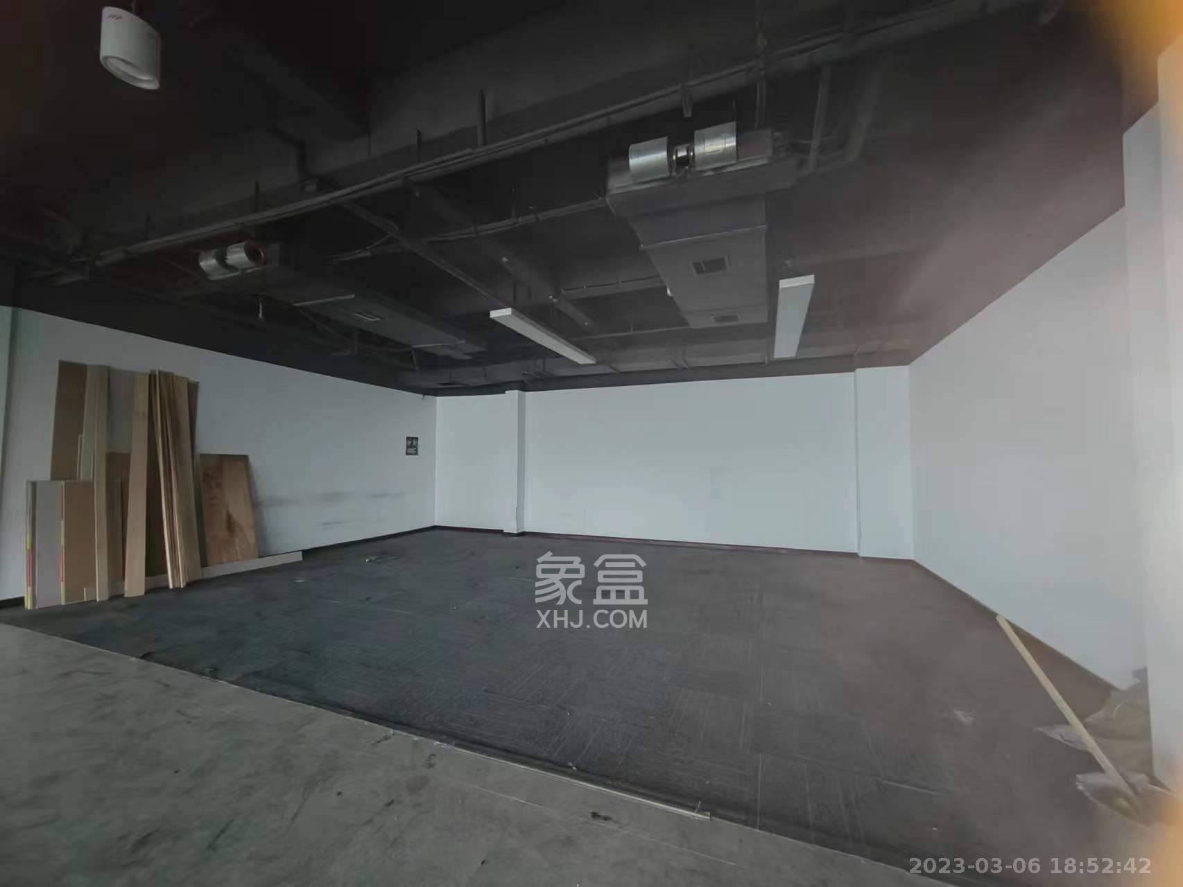 中盈广场   168.0㎡     11100.00元/月室内图