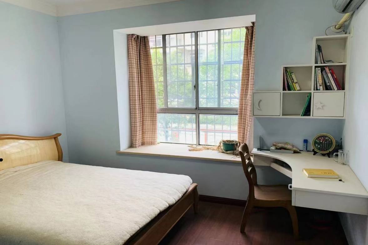 紫苑花园 3室2厅2卫 1800.0元/月 紫苑花园 3室2厅2卫 1800.0元/月室内图