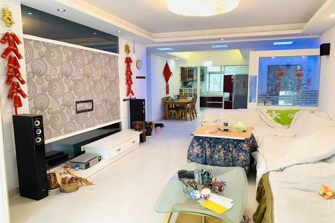 紫苑花园 3室2厅2卫 1800.0元/月 紫苑花园 3室2厅2卫 1800.0元/月室内图