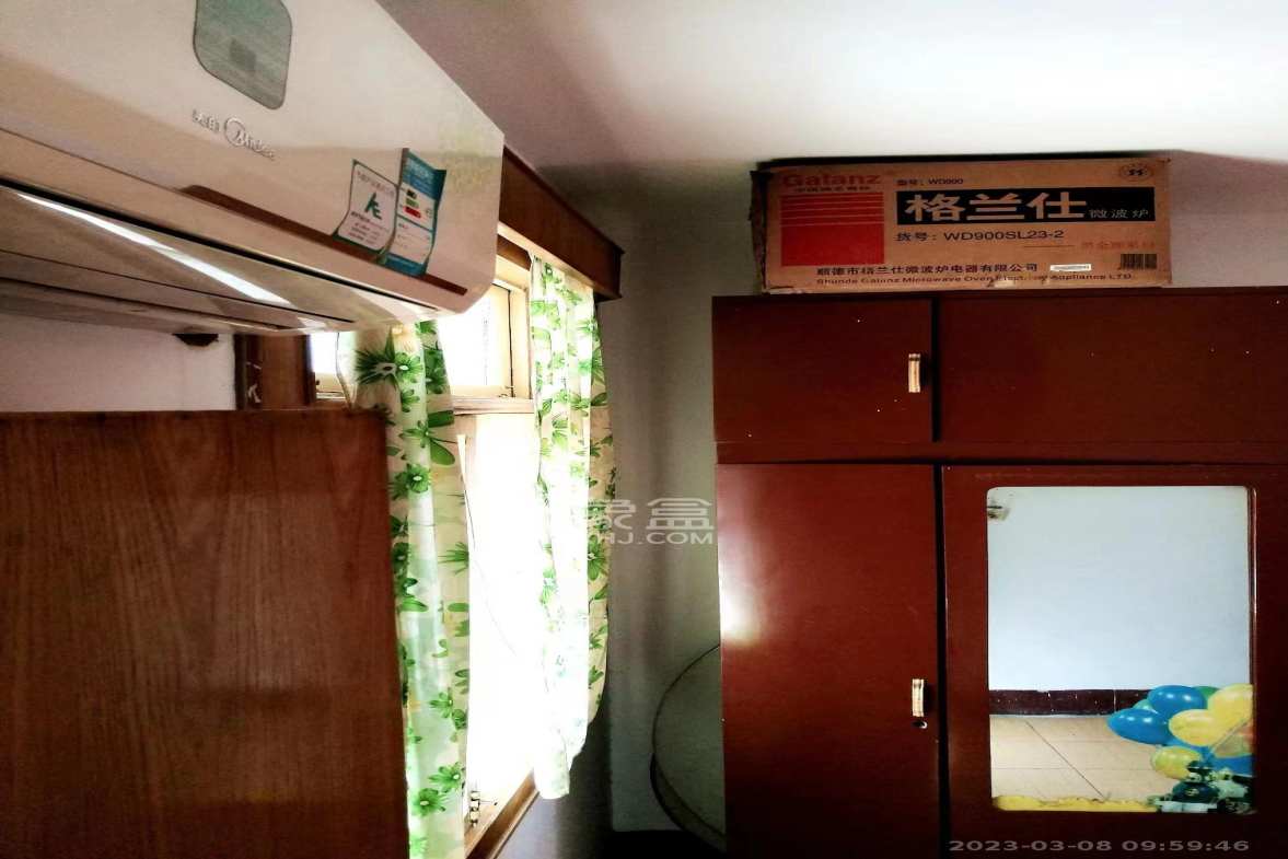 长潭路散盘  3室2厅1卫   1200.00元/月室内图1