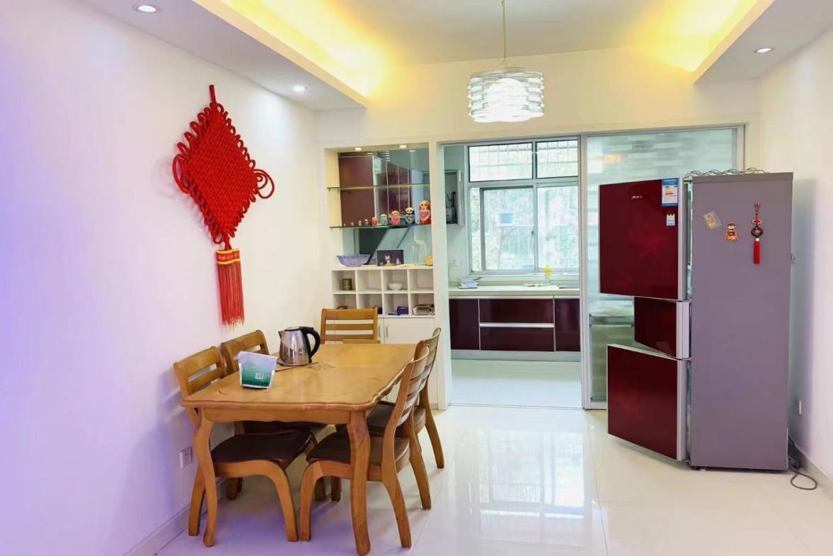 紫苑花园 3室2厅2卫 1800.0元/月 紫苑花园 3室2厅2卫 1800.0元/月室内图