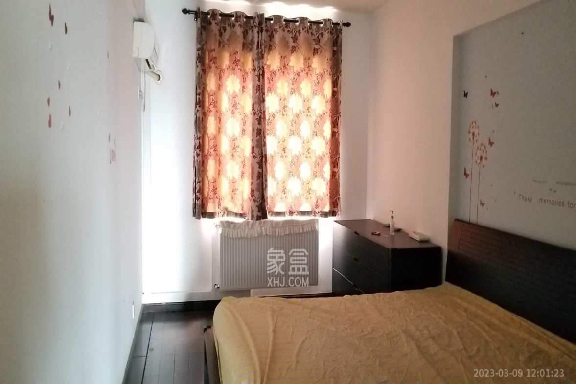 银港水晶城  4室2厅2卫   3600.00元/月室内图