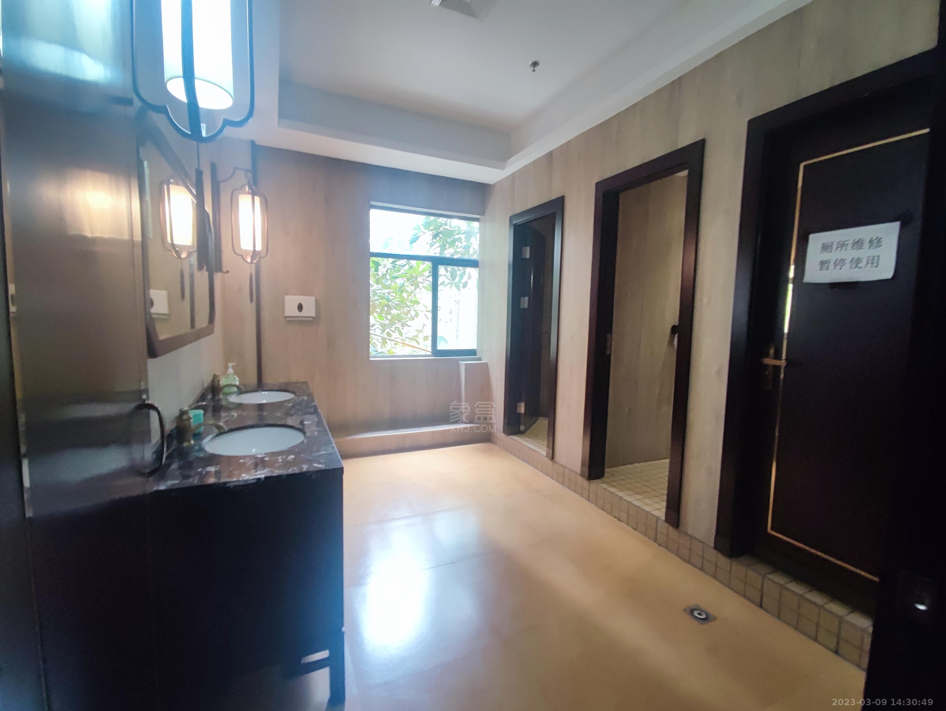 庐山春天   510.0㎡      27000.0元/月室内图