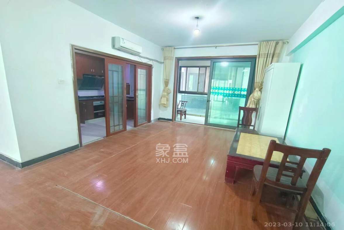 岳麓壹号 4室2厅2卫 3700.00元/月 岳麓壹号 4室2厅2卫 3700.00元/月室内图