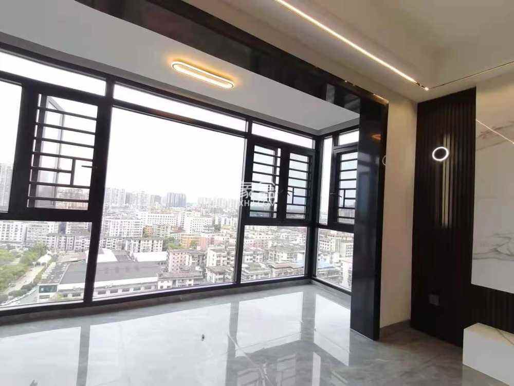 宇元万向城  3室2厅1卫   120.00万室内图1