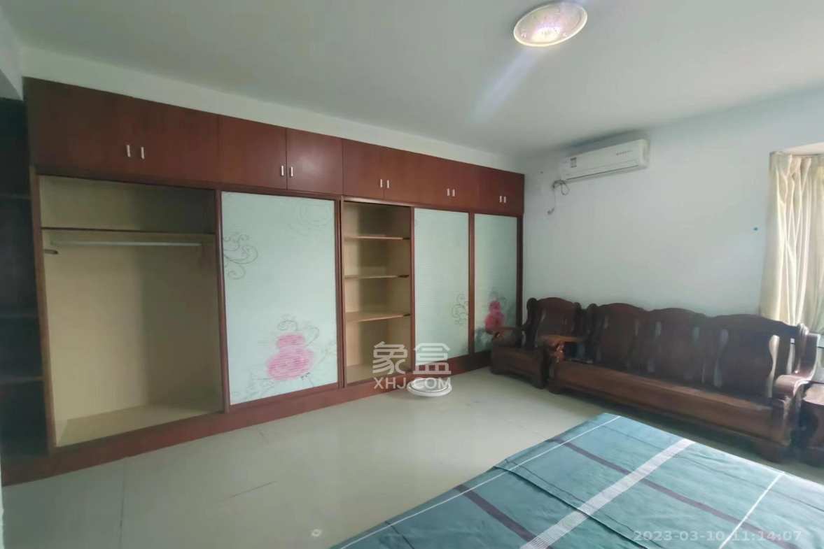 岳麓壹号 4室2厅2卫 3700.00元/月 岳麓壹号 4室2厅2卫 3700.00元/月室内图