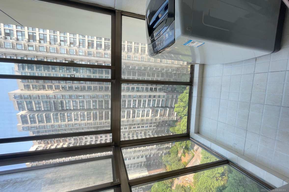 银杏嘉园  4室2厅2卫    3600.0元/月室内图