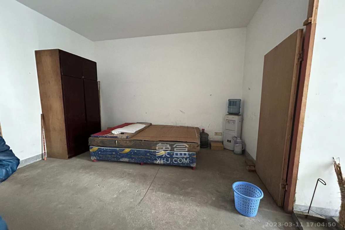 中南汽车世界 2室2厅1卫 1000.00元/月 中南汽车世界 2室2厅1卫 1000.00元/月室内图