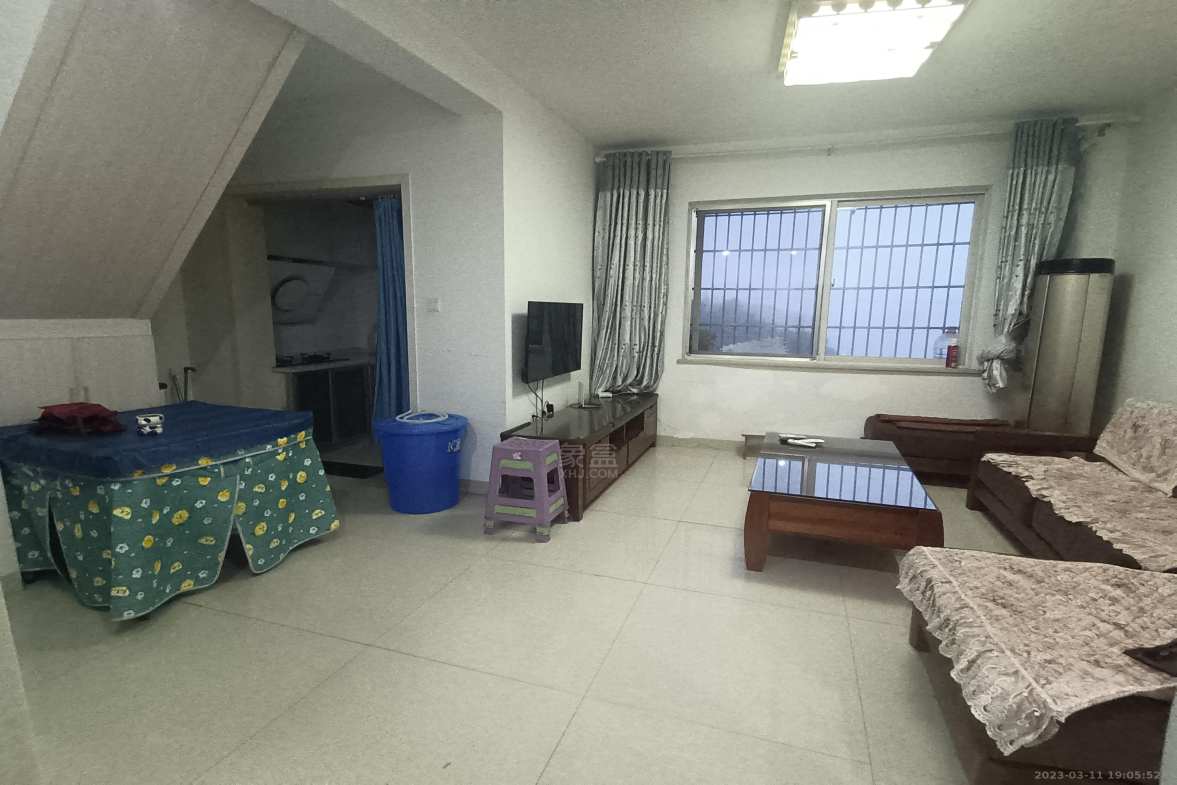 九天国际散盘 2室2厅1卫 1300.00元/月 九天国际散盘 2室2厅1卫 1300.00元/月室内图