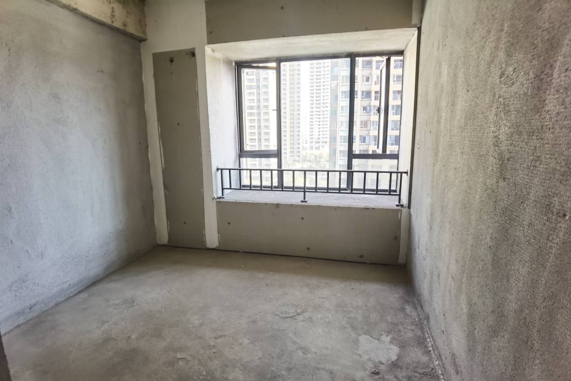 宁邦中心(二期公园里)  5室2厅2卫   118.00万 宁邦中心(二期公园里)  5室2厅2卫   118.00万客厅