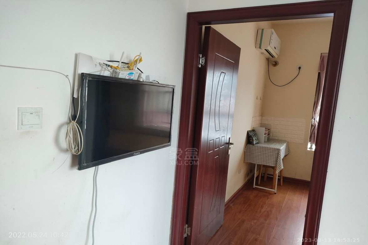 康馨佳园 4室2厅2卫 1500.0元/月 康馨佳园 4室2厅2卫 1500.0元/月室内图