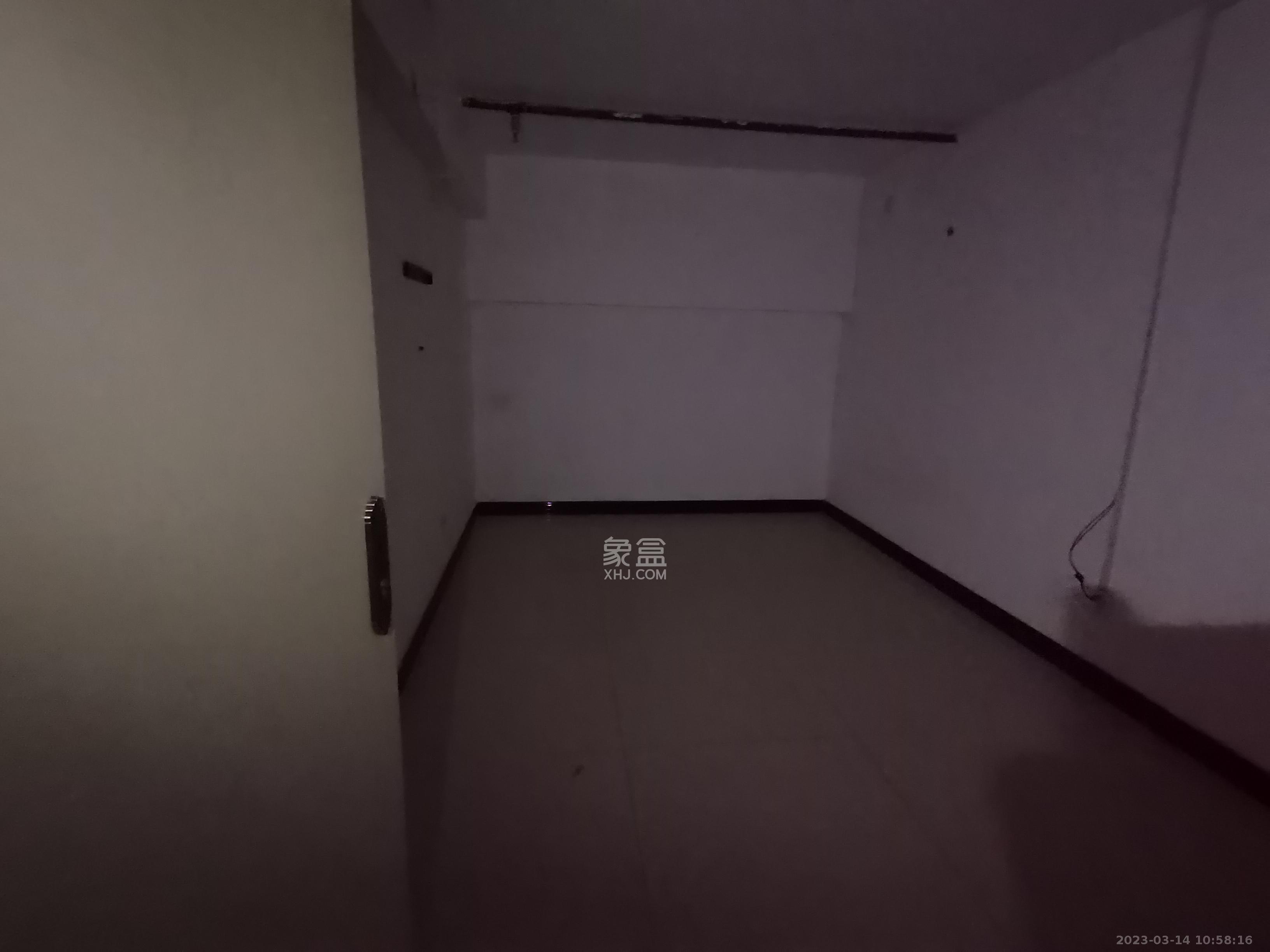 万科魅力之城   135.0㎡      4000.0元/月室内图