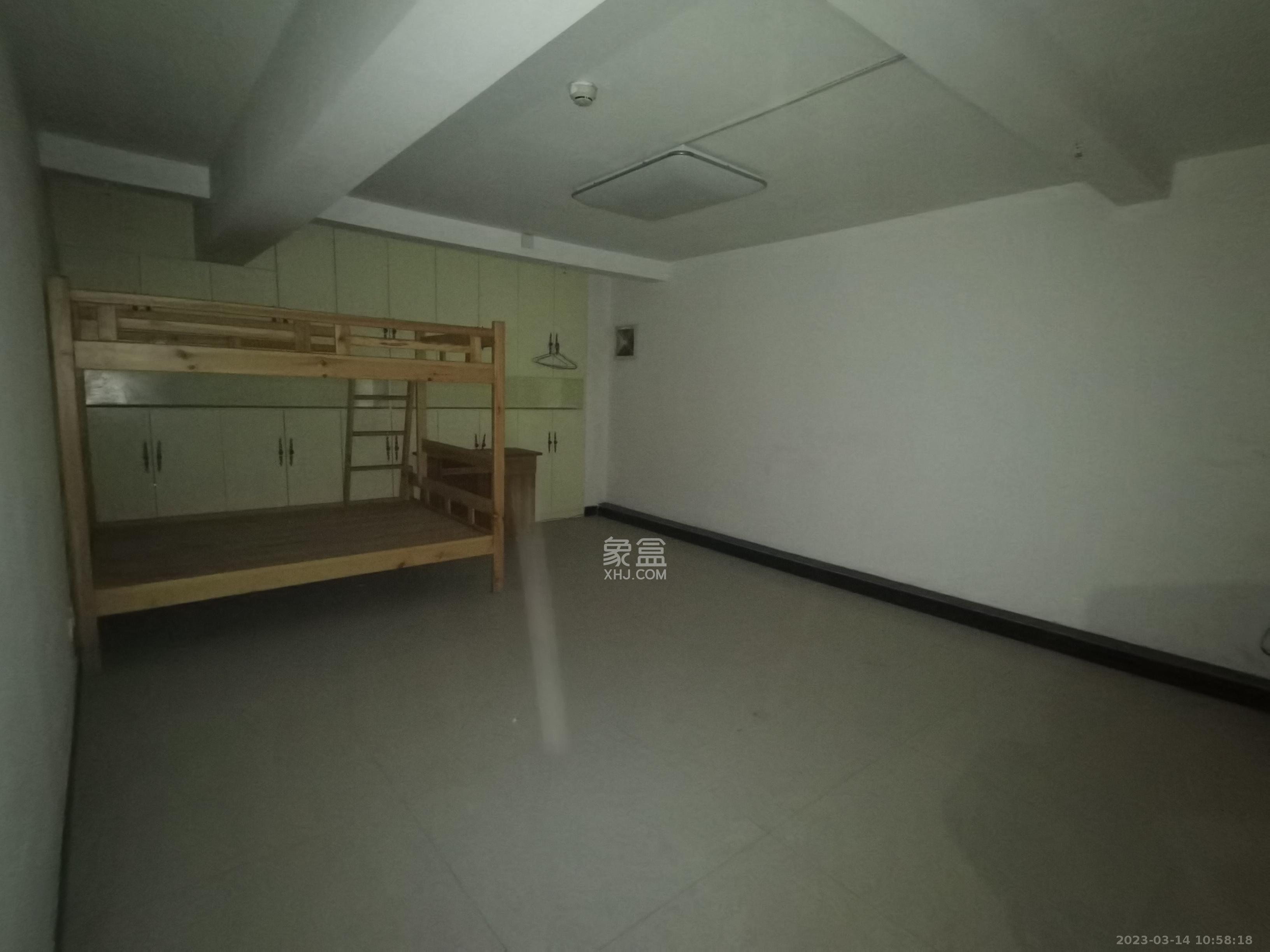 万科魅力之城   135.0㎡      4000.0元/月室内图