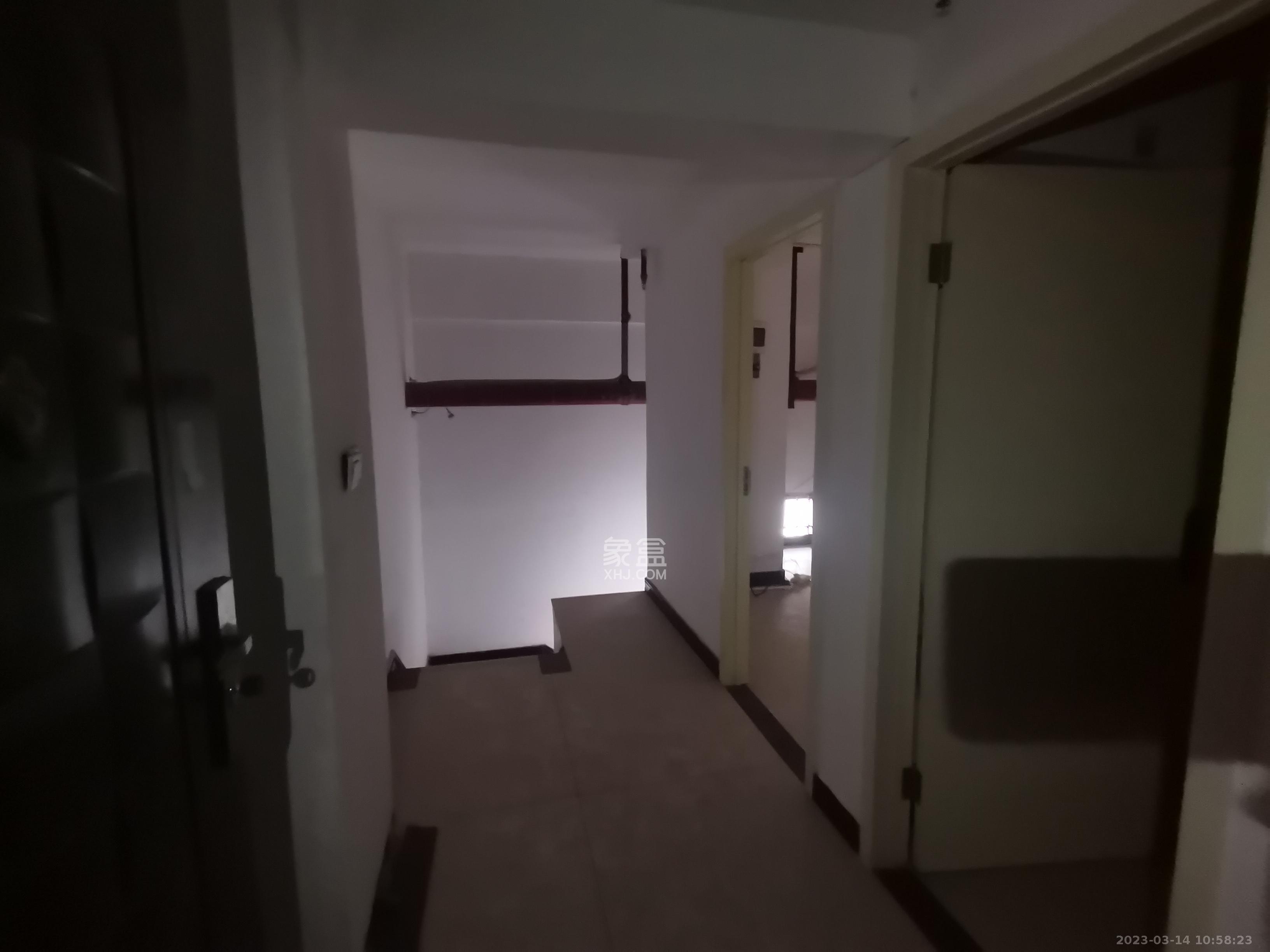 万科魅力之城   135.0㎡      4000.0元/月室内图